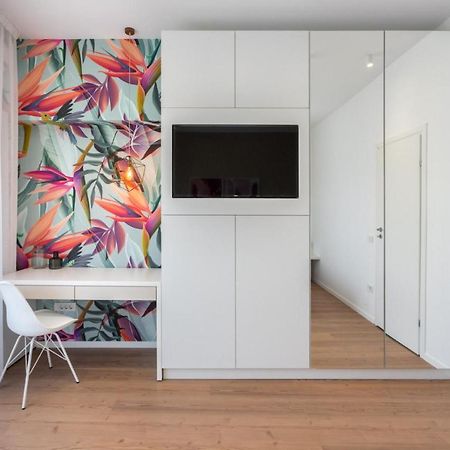 Fabulous Apartament With View In Calea Victoriei Bucarest Esterno foto