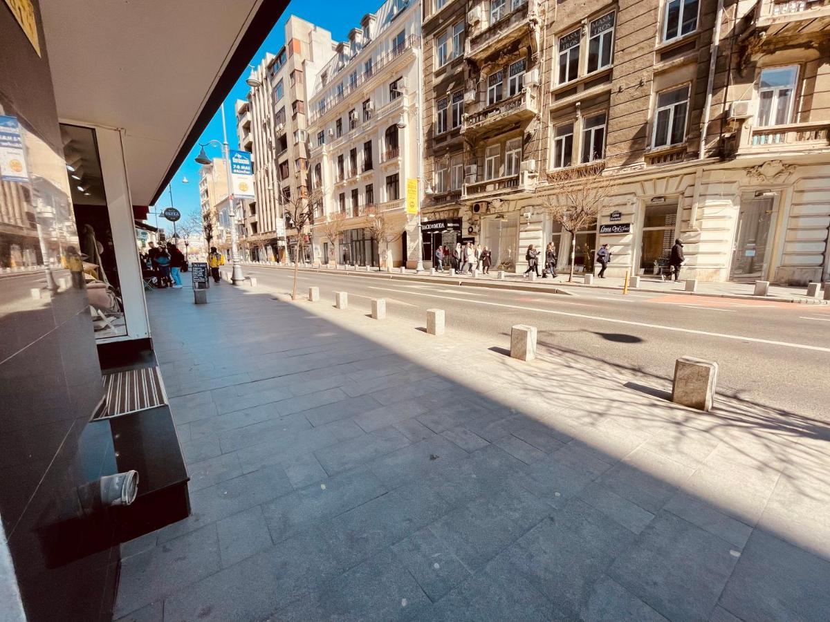 Fabulous Apartament With View In Calea Victoriei Bucarest Esterno foto